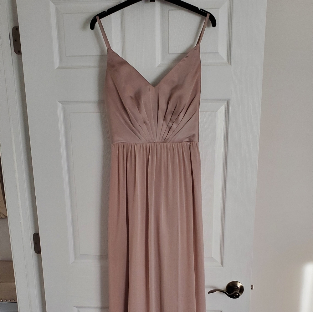VERA WANG NEUTRAL DRESS